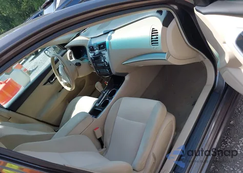 2013 Nissan Altima 2.5/S/Sv/Sl from USA, damaged, VIN 1N4AL3AP4DN409027